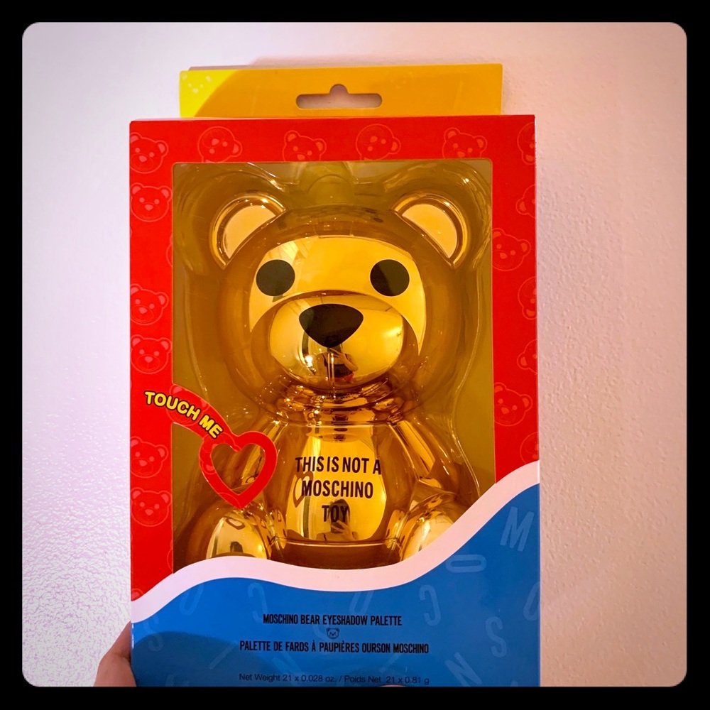 Moschino x Sephora eyeshadow palette